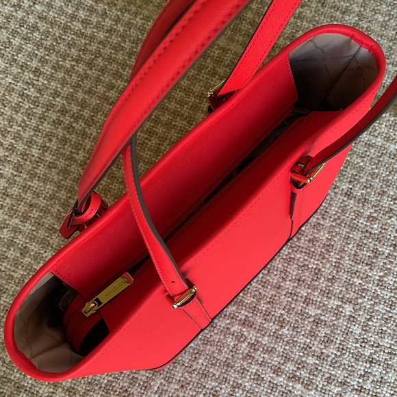 Michael Kors Jet Set Travel Sm Leather Top Zip Shl - Picture 6 of 16